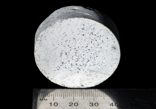 The lightweight cladding core material showing the tiny ceramic particles